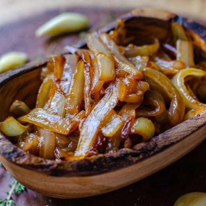Slices of caramelized onions