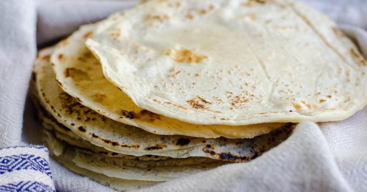 Homemade Corn Tortillas That Don T Fall Apart Food Above Gold